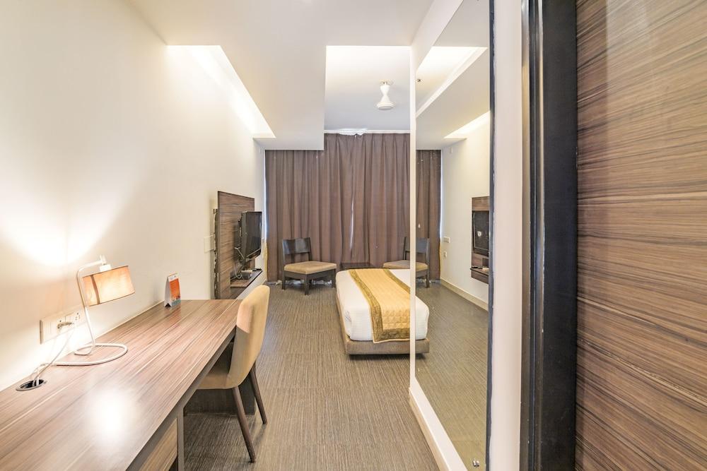 Royal Residence Gurgaon Eksteriør bilde